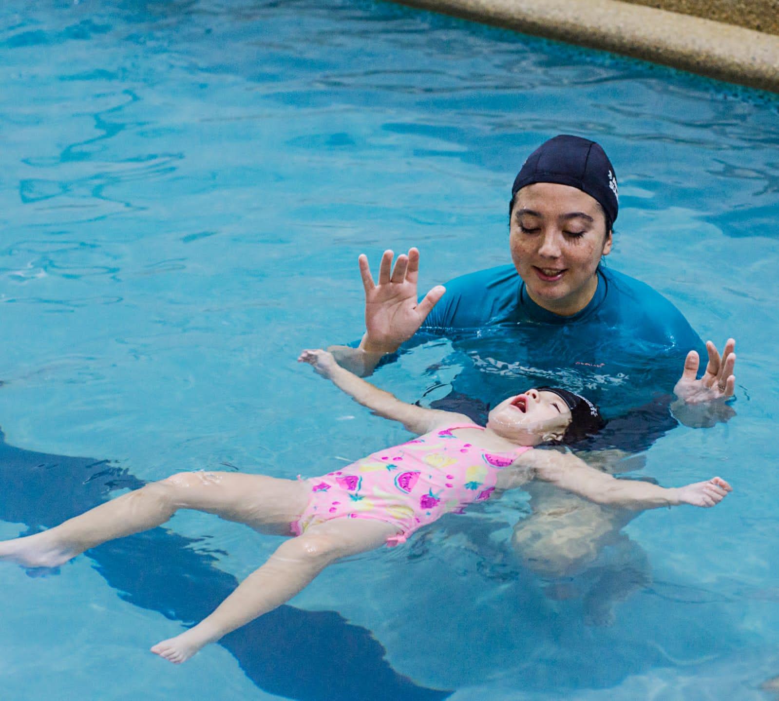 Niños acúaticos independientes (4 a 7 años)